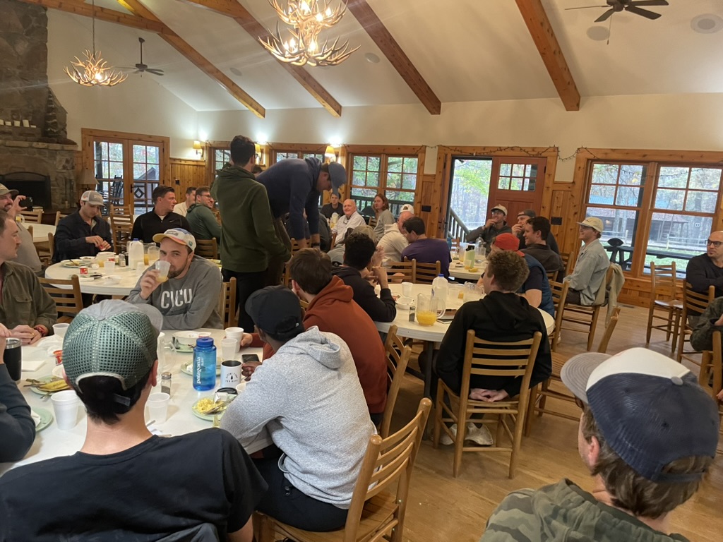 Mealtime in the lodge