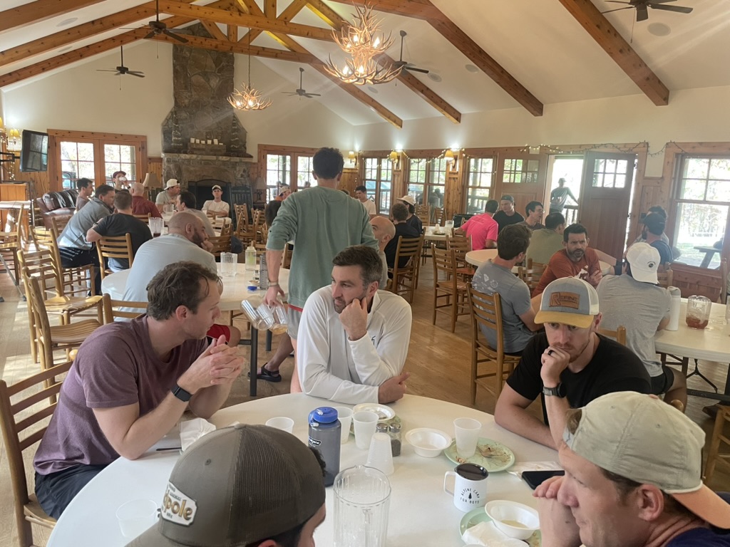 Mealtime in the lodge